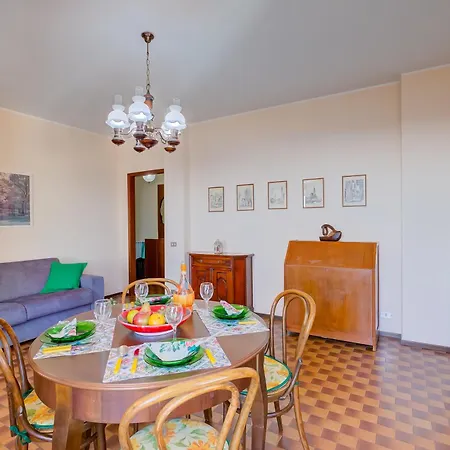 Nicoletta's View - Happy Апартаменты Стреза