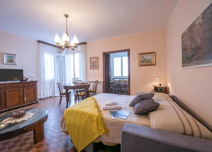 Nicoletta's View - Happy Apartament *