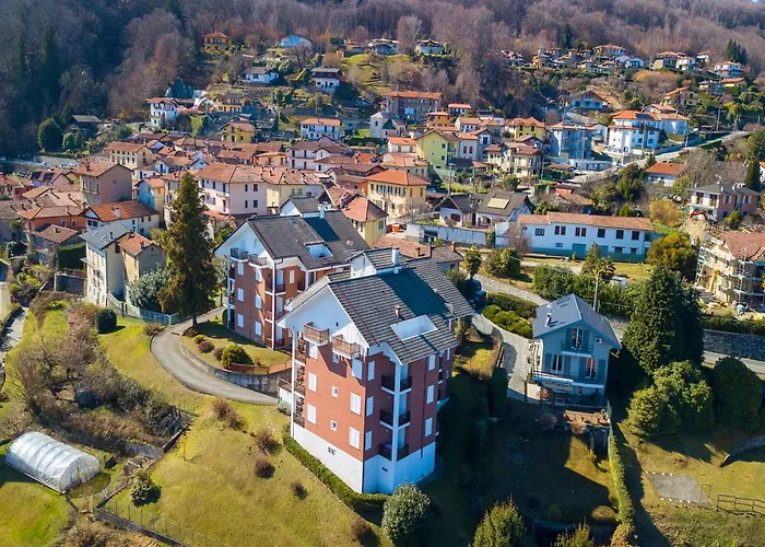 Nicoletta's View - Happy Stresa